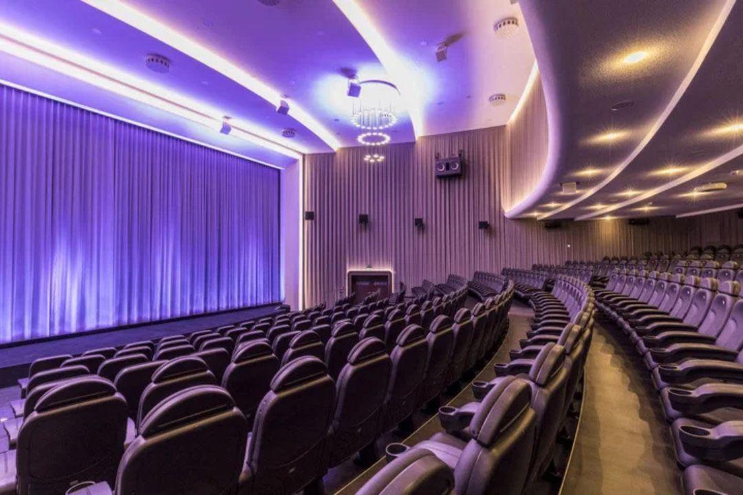 Cineplex Filmpalast Kino 1 2